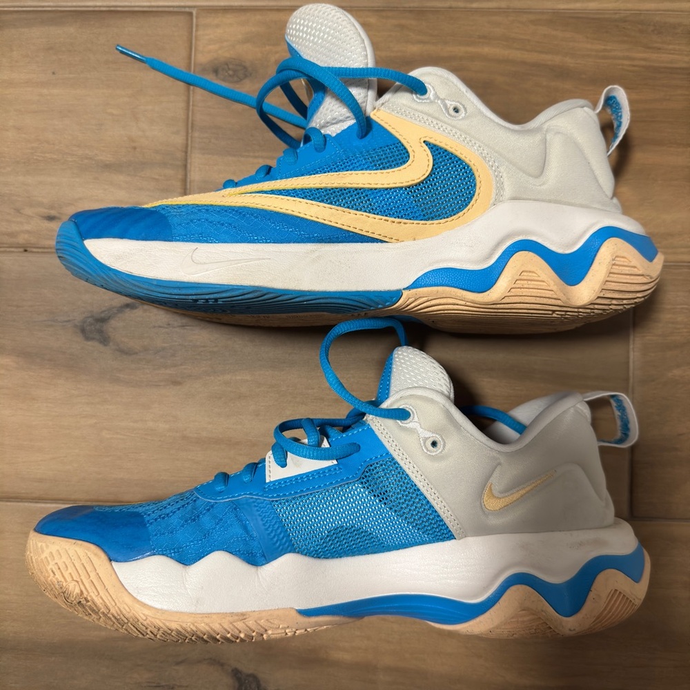 Men’s Nike Sneakers